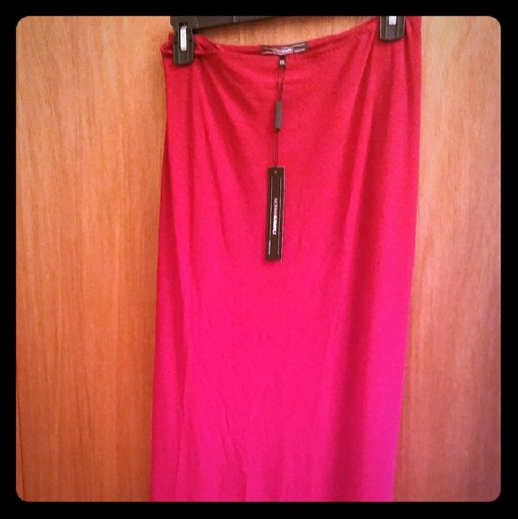 Norma Kamali Dresses & Skirts - 🔥SALE🔥NWT* Norma Kamali Maxi Skirt Timeless